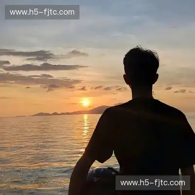 华菁俭